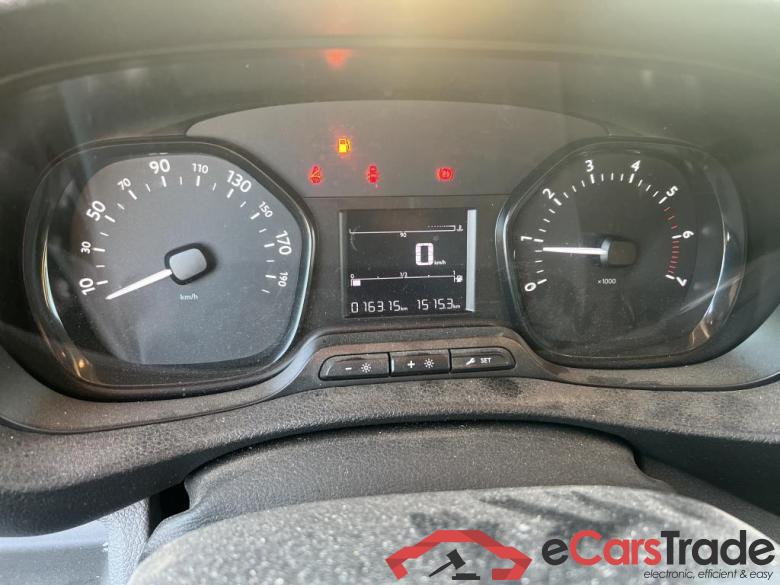 Peugeot Combi BlueHDi 120 S&S Standard PEUGEOT Expert / 2016 / 4P / combi Combi BlueHDi 120 S&S Standard #5