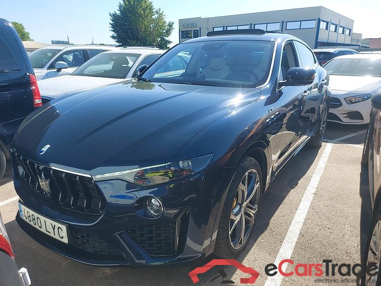 Maserati GT L4 330CV Hybrid-Gasolina AWD MASERATI Levante / 2016 / 5P / todoterreno GT L4 330CV Hybrid-Gasolina AWD