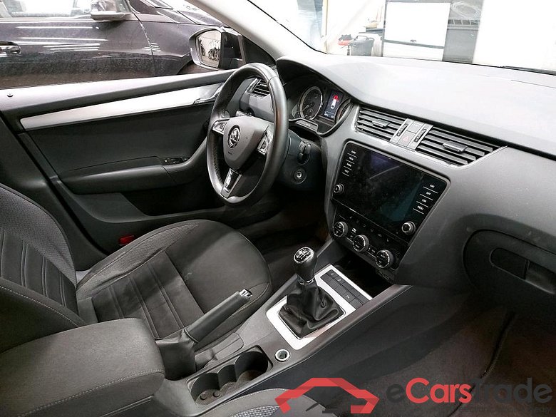 Skoda Octavia Combi 1.0 TSI Ambition Navi Klima PDC ... #5