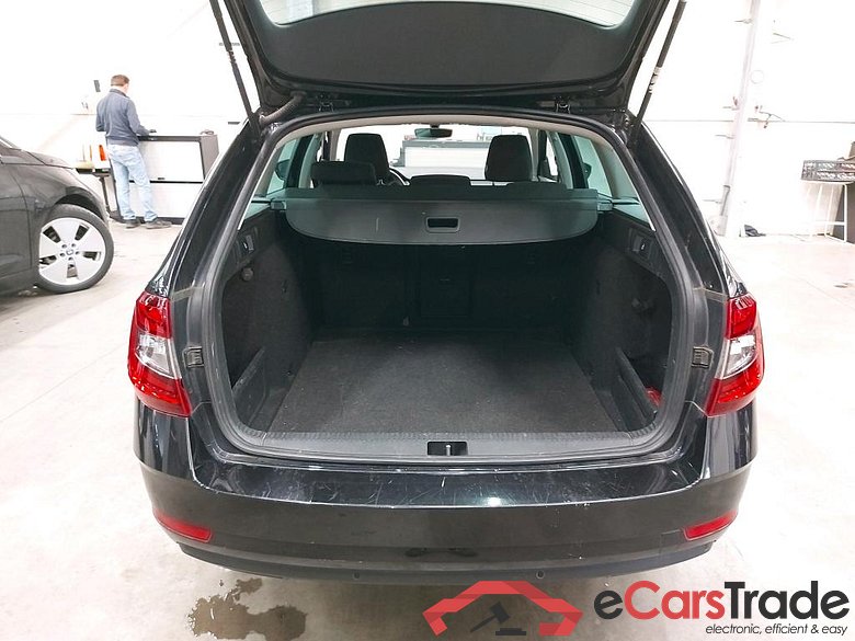 Skoda Octavia Combi 1.0 TSI Ambition Navi Klima PDC ... #6