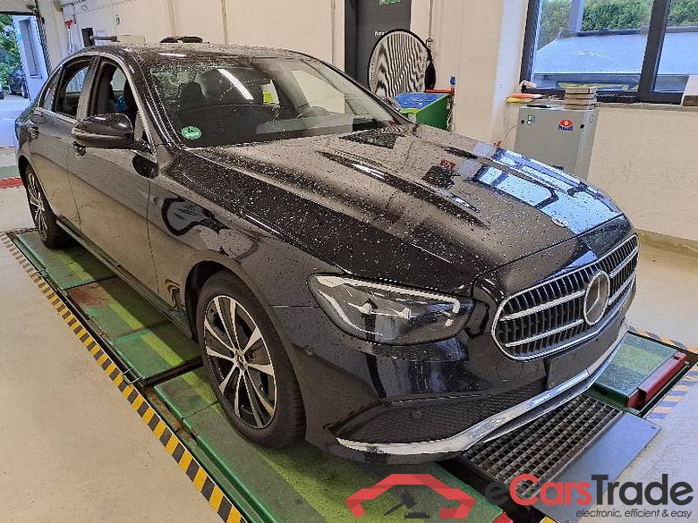 Mercedes-Benz E -Klasse Lim. (BM 213)(08.2016->) DE - Lim4 E 300 de EU6d, de Avantgarde (EURO 6d), (Facelift) 2020 - 2023 #2