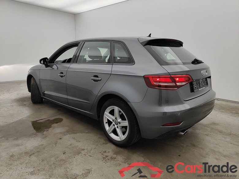 Audi A3 Sportback 1.6 30 TDi 85kW S tronic Business Ed 5d #4