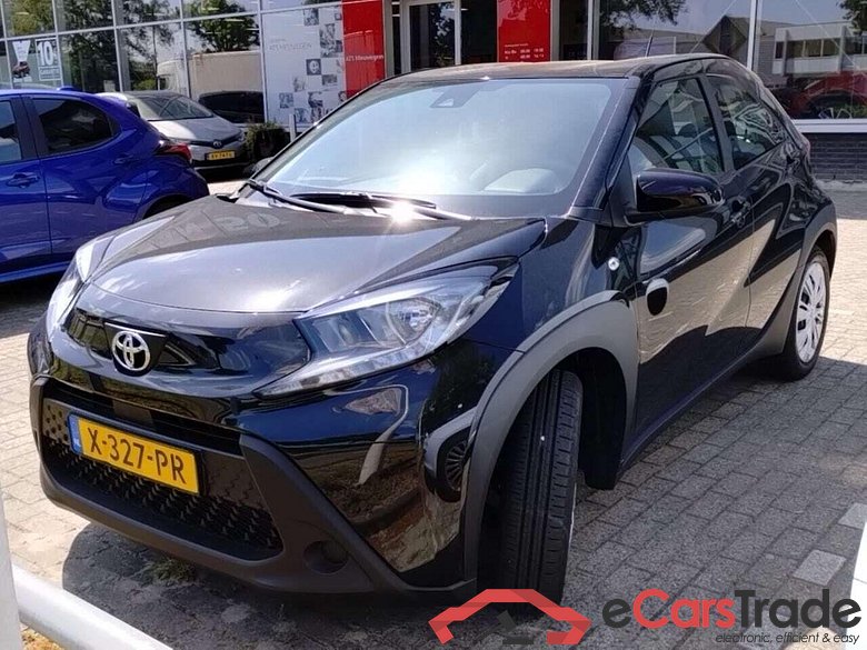 TOYOTA Aygo X 1.0 VVT-i MT Play #1