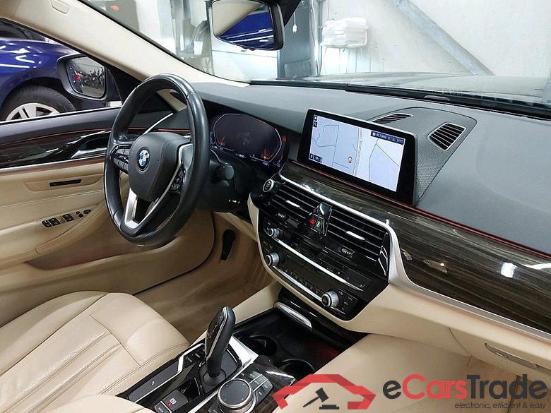 BMW - BMW 5 BERLINE 518dA 150PK Pack Business & Comfort Pack Plus & Travel #3
