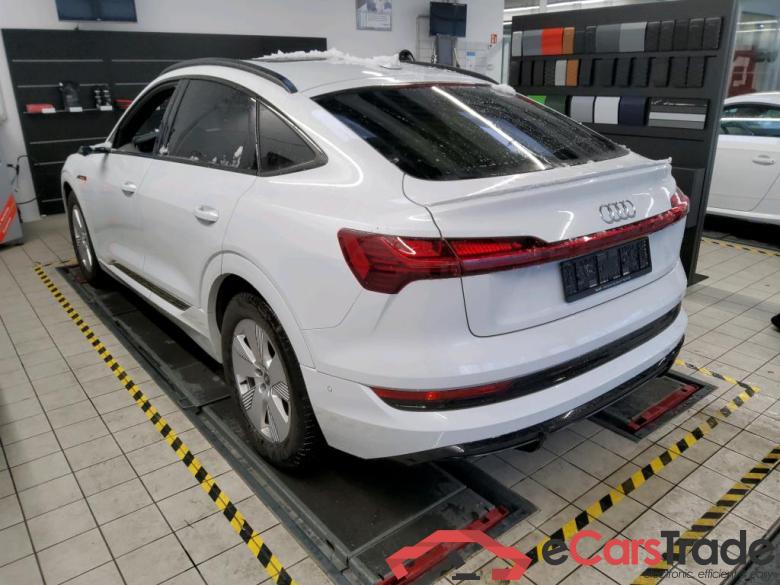 Audi 55 quattro S line E-tron Sportback #3