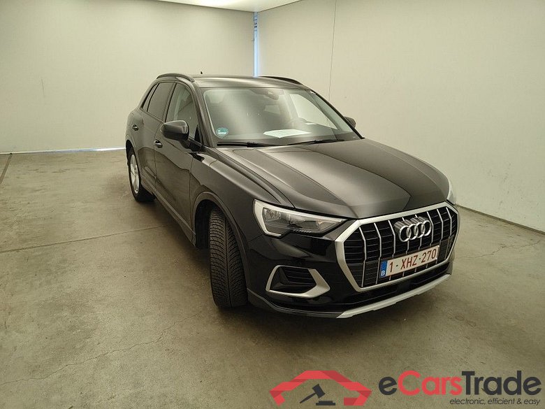 Audi Q3 35 TDI S tronic Advanced Business Editio 5d #2
