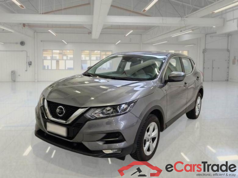 Nissan 13BUS NISSAN QASHQAI / 2017 / 5P / CROSSOVER 1.3 DIG-T 140 BUSINESS