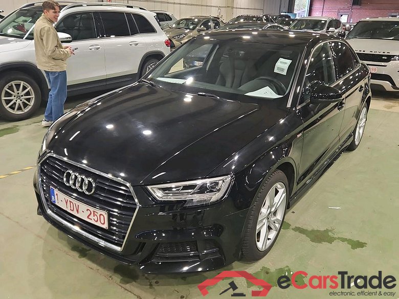 AUDI A3 SEDAN DIESEL - 2017 30 TDi (EU6d-TEMP) #1