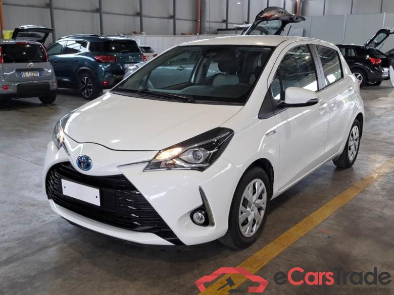 Toyota 10 TOYOTA YARIS / 2017 / 5P / BERLINA 1.5 HYBRID BUSINESS #1