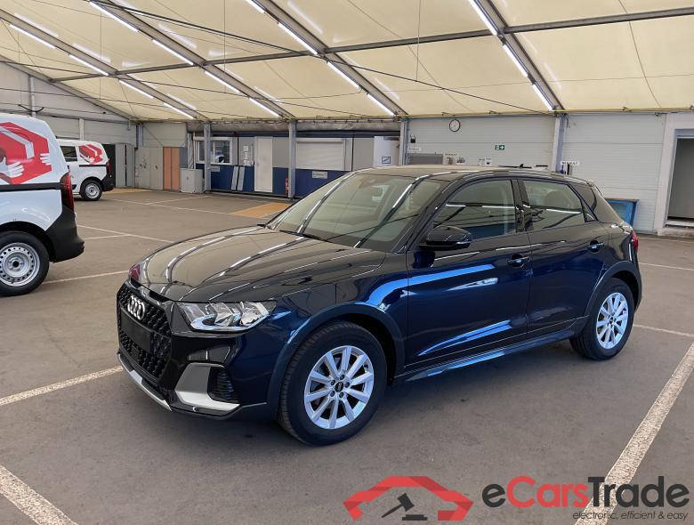 AUDI A1 citycarver Audi A1 citycarver Business Edition 30 TFSI  81(110) kW(ch) S tronic #1