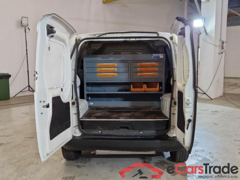 Fiat 10 FIAT FIORINO / 2016 / 4P / VETT. FURGONATA 1.4 CNG 70 CV E6D-TEMP SX #5