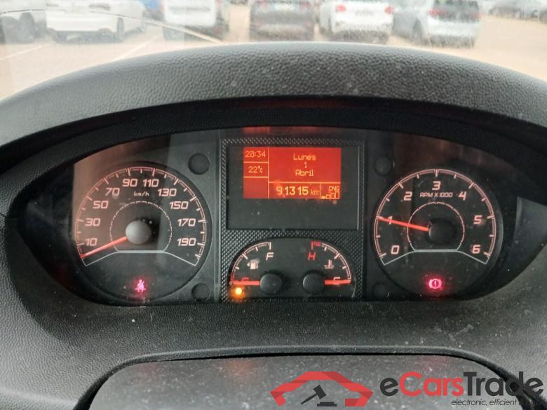 Fiat 35 L2H2 Nat.Pow(100kW) EU6 D-temp GNC FIAT Ducato / 2014 / 4P / furgón 35 L2H2 Nat.Pow(100kW) EU6 D-temp GNC #4