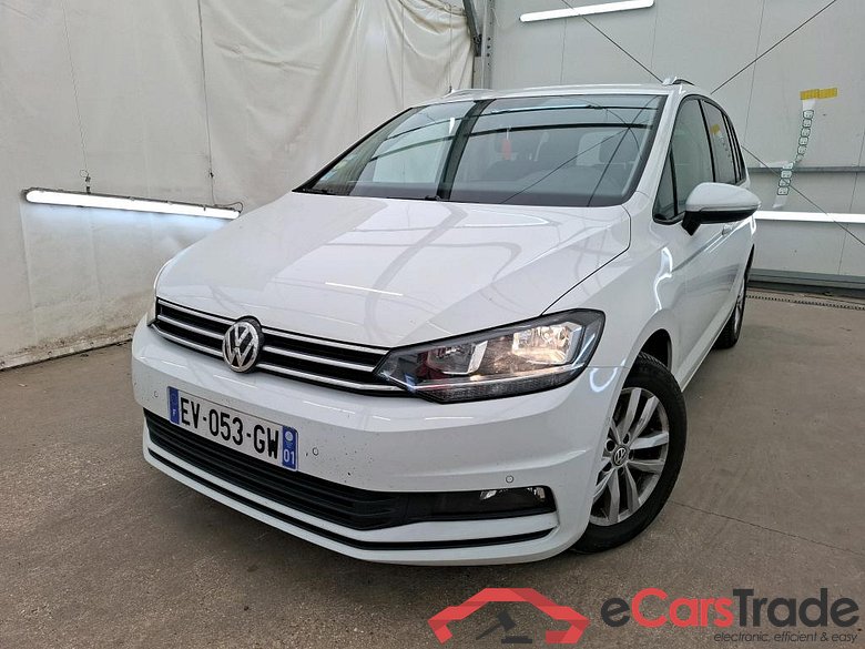 Volkswagen 2.0 TDI 150 DSG6 Confortline Busines BMT VOLKSWAGEN Touran / 2015 / 5P / monospace 2.0 TDI 150 DSG6 Confortline Busines BMT