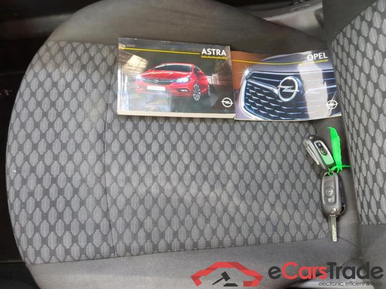 Opel Astra ST '21 Opel Astra Sports Tourer 1.2 turbo S/S 81kW Business Edition 5d #4