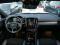 preview Volvo XC40 #2