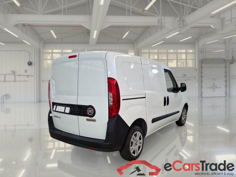 FIAT DOBLÒ CARGO / 2014 / 4P / VETT. FURGONATA 1.3 MULTIJET 16V 95CV SX EURO 6 #2