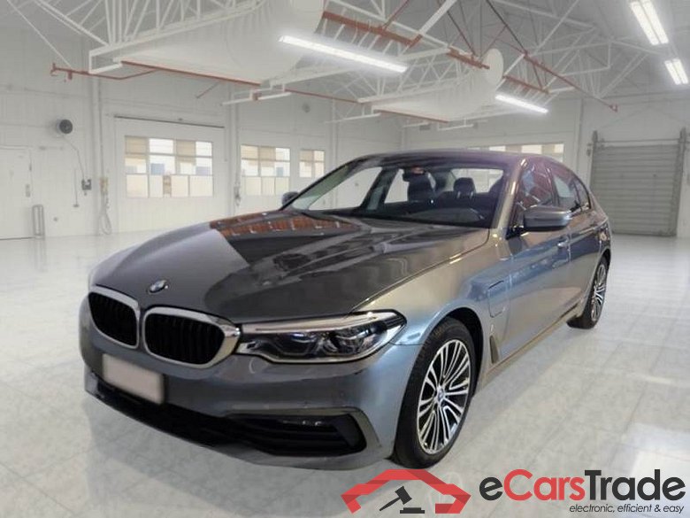 BMW SERIE 5 / 2016 / 4P / BERLINA 530E SPORT AUTO