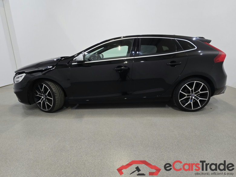 Volvo V40 1.5 T3 R-Design Aut. LED-Xenon Navi 1/2 Leather KeylessGo Сamera Klima PDC ... #2