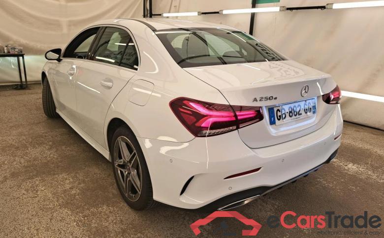 Mercedes A 250e Plug-In Hybrid Limousine AMG Aut. LED-Xenon Navi-Pro 1/2 Sport-Leather-Alcantara KeylessGo Camera Klima PDC ... #4