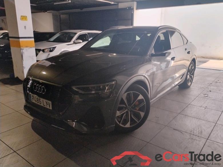 AUDI e-tron Sportback / 2019 / 5P / todoterreno Black line 55 quattro #1