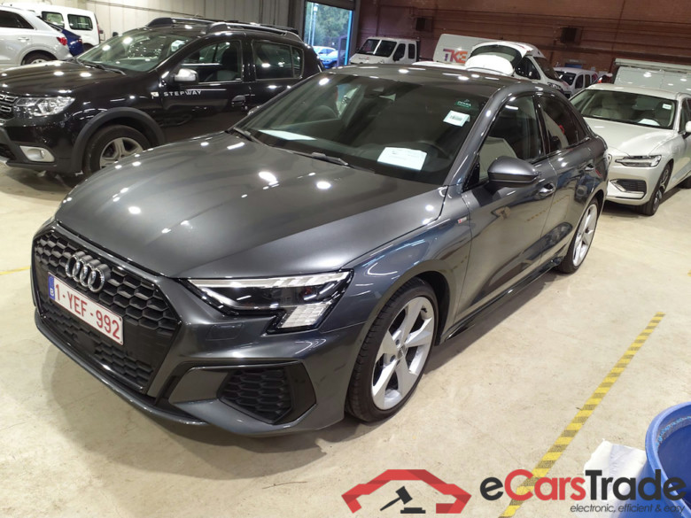 AUDI A3 SEDAN - 2020 35 TFSI S line S tronic #1