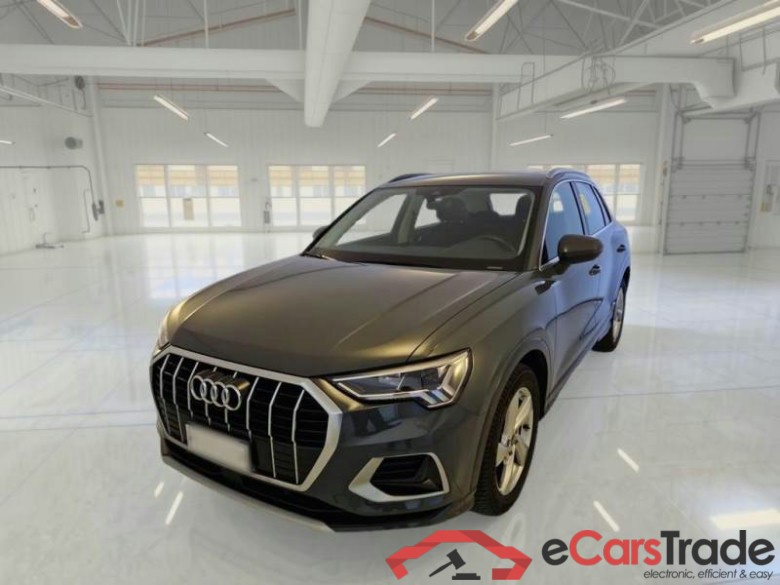 AUDI Q3 / 2018 / 5P / SUV 35 TDI S TRONIC BUSINESS ADVANCED