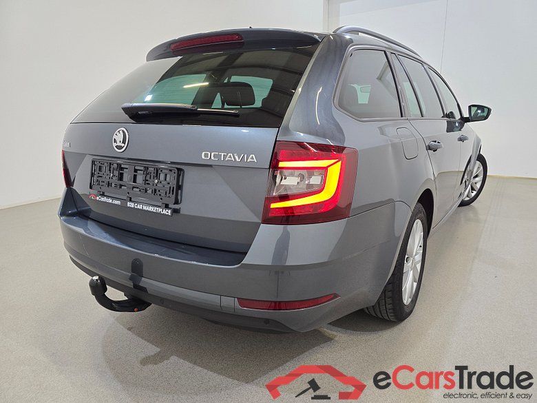 Skoda Octavia 1.6 CRTDI Ambition Navi Klima PDC ... #4