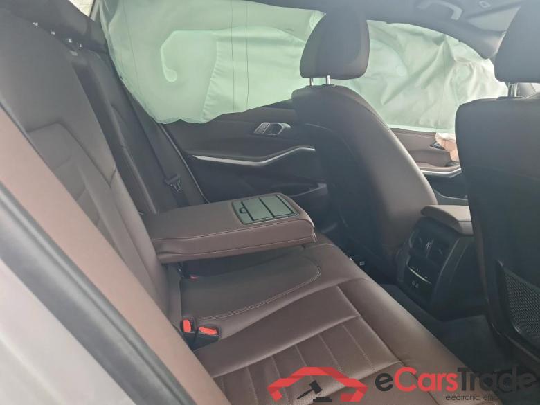 BMW 3 SERIES TOURING 2.0 318DA (100KW) TOURING #6 BMW 3 SERIES TOURING 2.0 318DA (100KW) TOURING #6