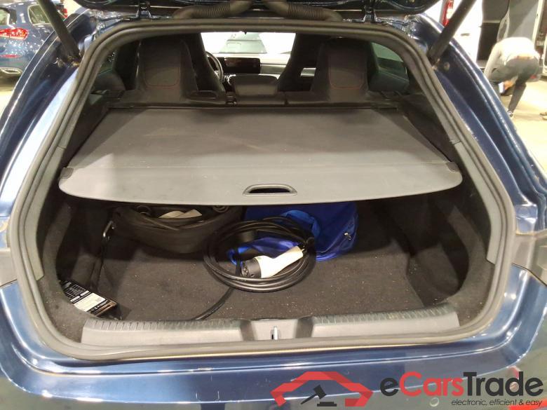 MERCEDES-BENZ CLA SHOOTING BRAKE 1.3 CLA 250 E AMG LINE DCT SH BR #3 MERCEDES-BENZ CLA SHOOTING BRAKE 1.3 CLA 250 E AMG LINE DCT SH BR #3