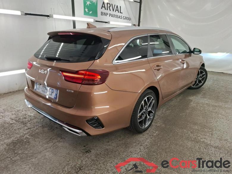 KIA ceed SW / 2021 / 5P / Break 1.6 GDI ISG PHEV PREMIUM SW DCT6 #3 KIA ceed SW / 2021 / 5P / Break 1.6 GDI ISG PHEV PREMIUM SW DCT6 #3