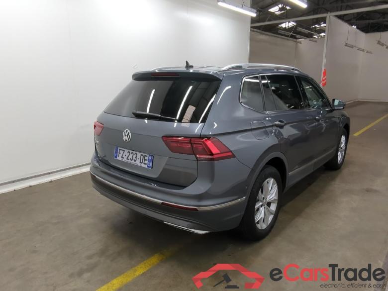 VOLKSWAGEN Tiguan Allspace / 2017 / 5P / SUV 1.5 TSI 150 EVO DSG7 Carat #3 VOLKSWAGEN Tiguan Allspace / 2017 / 5P / SUV 1.5 TSI 150 EVO DSG7 Carat #3