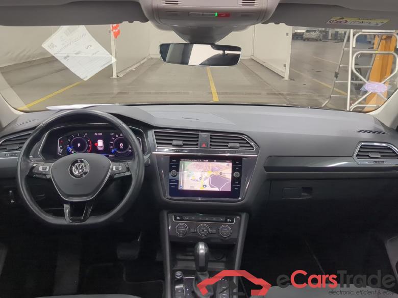 VOLKSWAGEN Tiguan Allspace / 2017 / 5P / SUV 1.5 TSI 150 EVO DSG7 Carat #5 VOLKSWAGEN Tiguan Allspace / 2017 / 5P / SUV 1.5 TSI 150 EVO DSG7 Carat #5