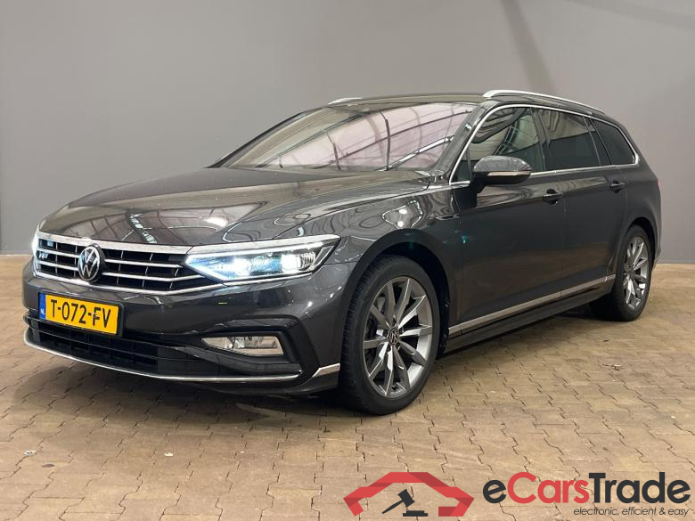 VOLKSWAGEN PASSAT VARIANT 1.5 TSI R-Line Bns VOLKSWAGEN PASSAT VARIANT 1.5 TSI R-Line Bns