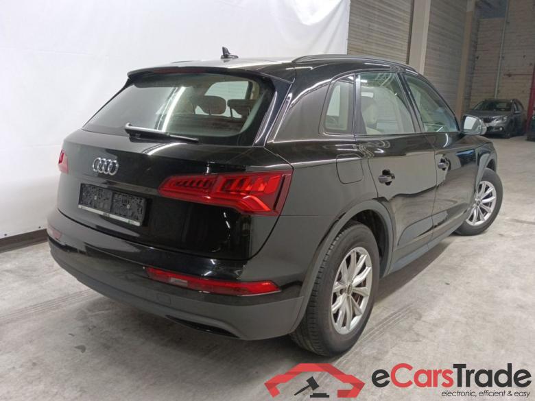 Audi Q5 30 TDI 5d #2