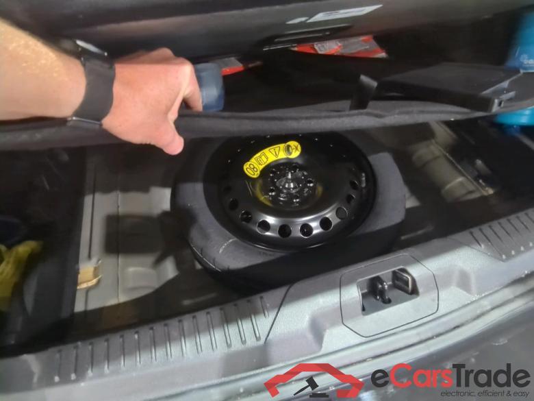 Focus Turnier Cool&Connect 1.5 EcoBlue 88KW AT8 E6dT #6 Focus Turnier Cool&Connect 1.5 EcoBlue 88KW AT8 E6dT #6