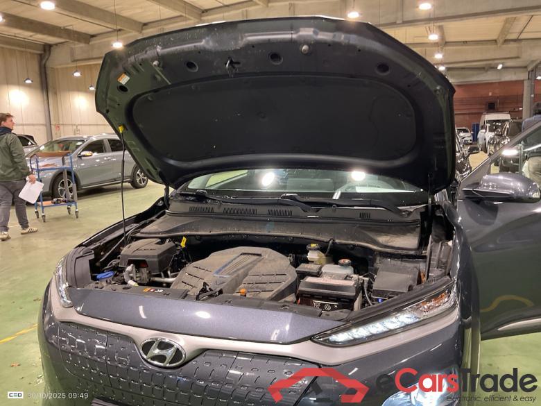 HYUNDAI KONA 64 KWH ELECTRIC SKY #6