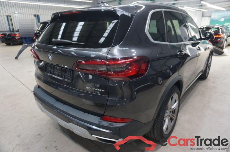 Baureihe X5 xDrive 45 e xLine 3.0 290KW AT8 E6d #2