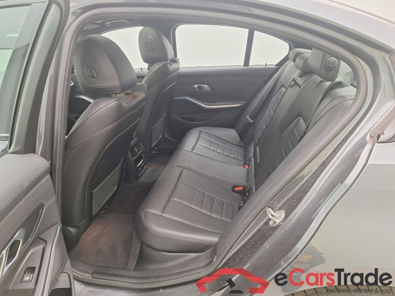 BMW, 3-serie '18, BMW 3 Reeks Berline 330e (215 kW) 4d #4