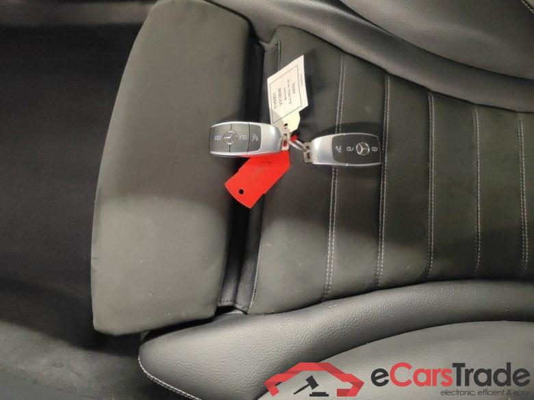 MERCEDES CLASSE GLC DIESEL (X253) - 2019 GLC 300 de 194 4-Ma PHEV Business Solution 5d #4