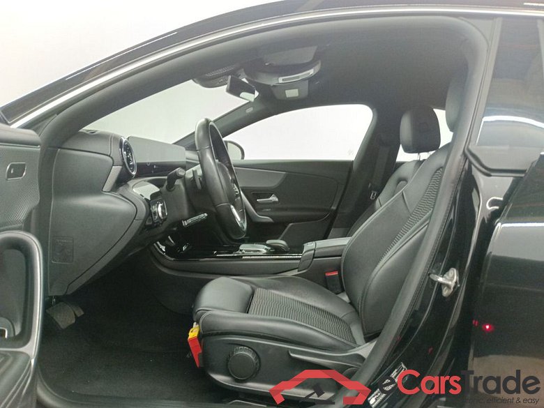 Mercedes-Benz CLA CLA 250 e Business Solution 4d #3