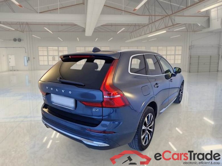 VOLVO XC60 / 2021 / 5P / SUV B4 D AUTOMATICO INSCRIPTION #2