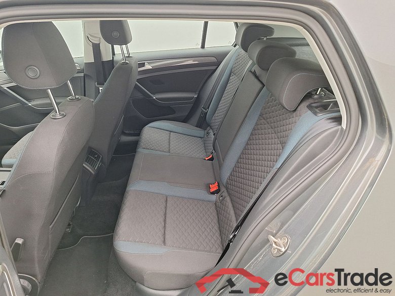 VW, Golf VII FL'16, Volkswagen Golf VII 1.6 TDi IQ.Drive 5d #4