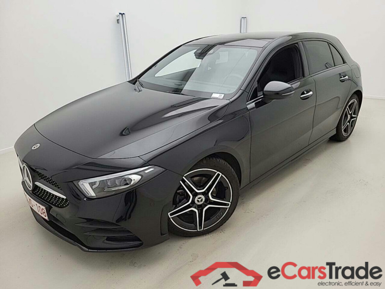 MERCEDES-BENZ A-KLASSE 180D AMG LINE DCT #1