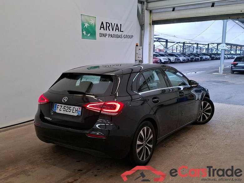 MERCEDES-BENZ Classe A Compact / 2018 / 5P / Berline A 200 d Business Line 8G-DCT #3