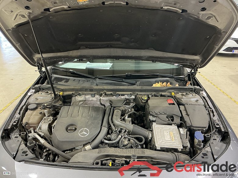 MERCEDES-BENZ CLASS CLA  COUPE (C118) CLA 180 AUT AMG Line #6