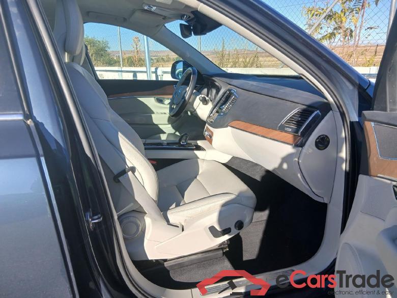VOLVO XC90 / 2019 / 5P / todoterreno 2.0 B5 D AWD Momentum Pro Auto #6