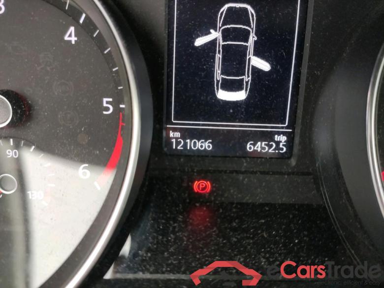 VOLKSWAGEN Passat / 2019 / 4P / sedán 2.0 TDI 110kW (150CV) #5