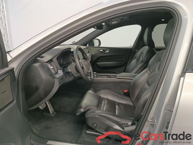 VOLVO XC60 - 2021 2.0 T8 303 PHEV AWD R-Design 5d #3