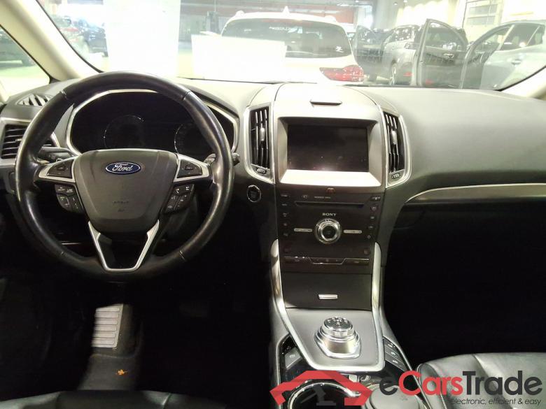 FORD S-MAX DIESEL - 2015 2.0 TDCi AWD Titanium AdBlue (EU6.2) #6