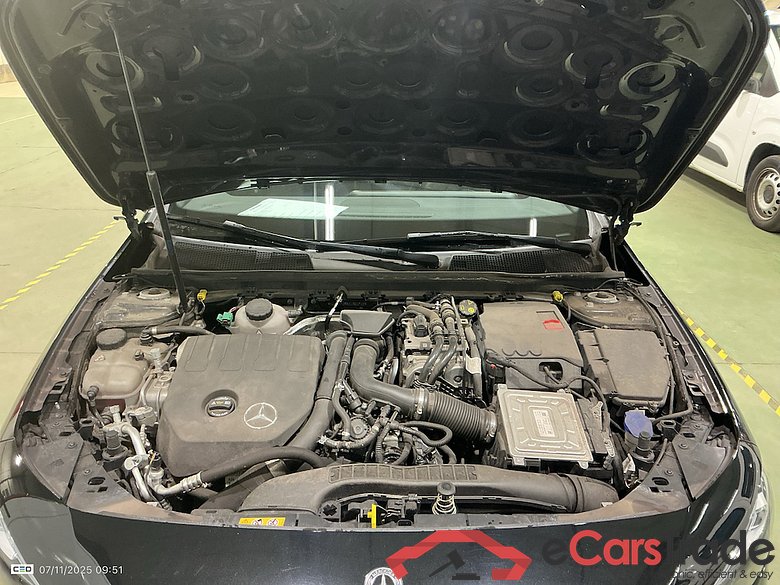 MERCEDES-BENZ A-CLASS LIMOUSINE 1.3 A 250 E BUSINESS SOLUTION DCT #6